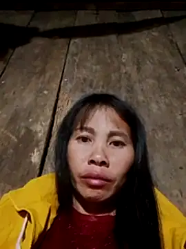 Snapshot of Ana_hoa chatting on December 2025 11:38:02 PM Ana hoa online show from December 2025 11:38:02 PM