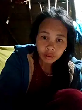 Snapshot of Ana_hoa chatting on December 2025 08:10:01 PM Ana hoa online show from December 2025 08:10:01 PM