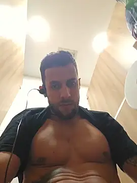 lucweed online show from April 2026 02:10:02 PM