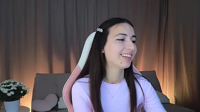 Snapshot of LeslieStein chatting on November 2025 01:15:02 PM LeslieStein online show from November 2025 01:15:02 PM