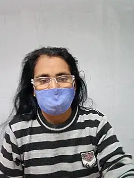 sanjana077 online show from February 2026 01:24:02 AM