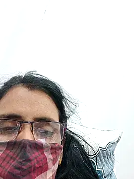 sanjana077 online show from March 2026 11:34:01 AM