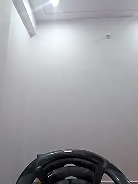 sanjana077 online show from April 2026 06:06:01 AM