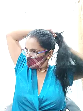 sanjana077 online show from March 2026 07:58:01 PM