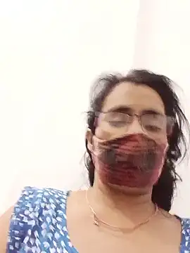 sanjana077 online show from February 2026 01:06:02 AM