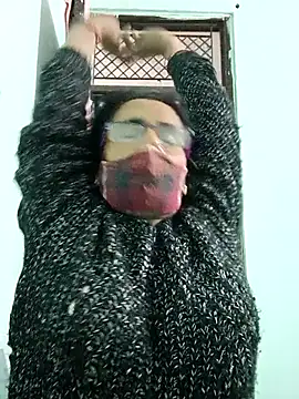 sanjana077 online show from February 2026 02:10:02 AM