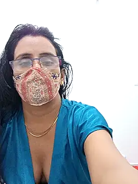 sanjana077 online show from April 2026 06:25:02 PM