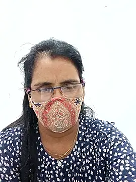 sanjana077 online show from April 2026 01:23:02 AM