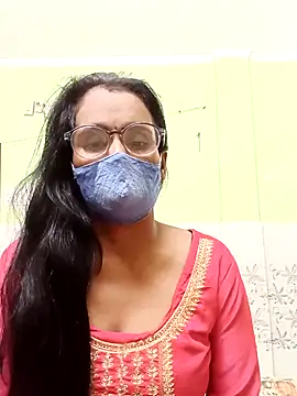 sanjana077 online show from November 2025 07:23:01 AM