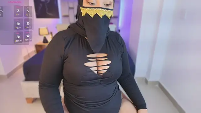 Snapshot of samiraa_haalem chatting on November 2025 05:17:02 PM samiraa haalem online show from November 2025 05:17:02 PM