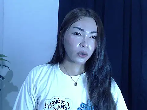 HarlsObsession online show from November 2025 08:08:01 AM