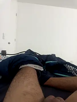 Snapshot of alejandrorguez chatting on November 2025 05:01:02 AM alejandrorguez online show from November 2025 05:01:02 AM