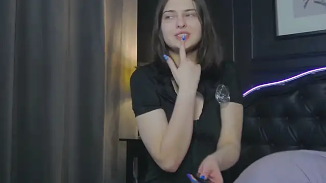 Snapshot of Ruby_de_Cherry chatting on March 2026 01:00:01 PM Ruby de Cherry online show from March 2026 01:00:01 PM