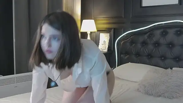 Ruby de Cherry online show from April 2026 08:57:02 PM