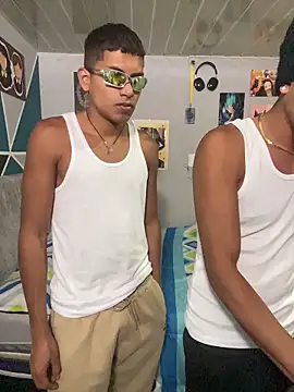 Mike and Rayan online show from March 2026 10:06:02 PM