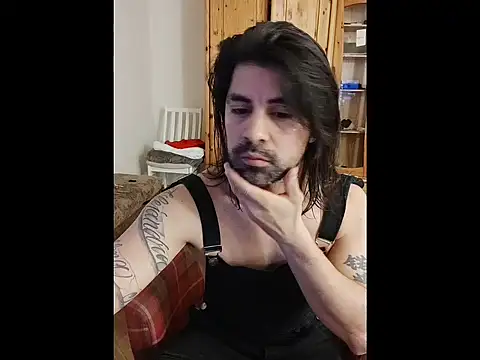 CharlyHemax online show from November 2025 05:17:02 PM