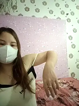 linh-xinh18 online show from November 2025 06:13:01 AM