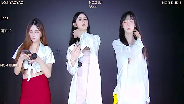 88 Emeralds online show from November 2025 09:18:02 PM