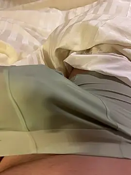 DX-tarotaron online show from April 2026 04:57:02 PM