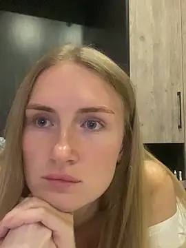 olliebells online show from December 2025 12:50:01 PM