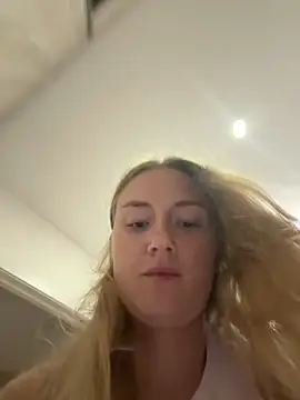 olliebells online show from June 2026 06:46:02 PM