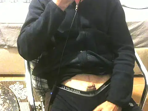 ellsaBunny online show from November 2025 08:46:02 PM