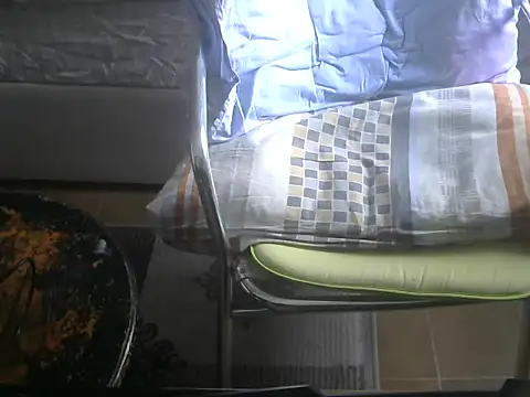 ellsaBunny online show from November 2025 01:21:02 PM