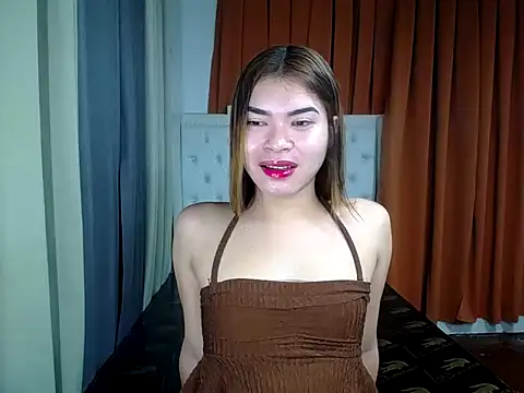 furry puss online show from June 2026 01:00:02 AM