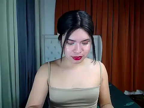 Snapshot of furry_puss chatting on May 2026 05:12:01 AM furry puss online show from May 2026 05:12:01 AM