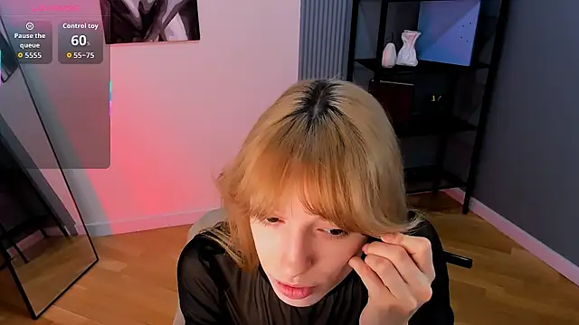 CindyMoriLove online show from March 2026 05:41:01 AM