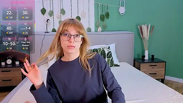 CindyMoriLove online show from March 2026 05:45:02 AM