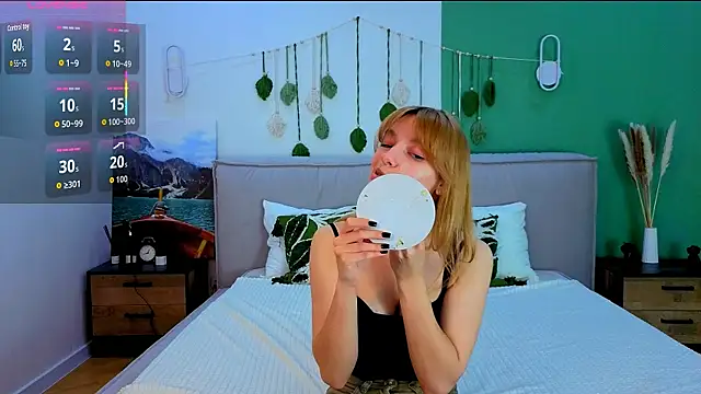 CindyMoriLove online show from March 2026 05:30:02 AM