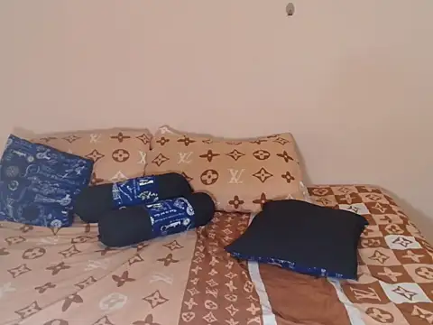 Snapshot of IronKados chatting on November 2025 04:39:01 AM IronKados online show from November 2025 04:39:01 AM