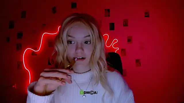 mia starrr  online show from February 2026 08:17:02 PM