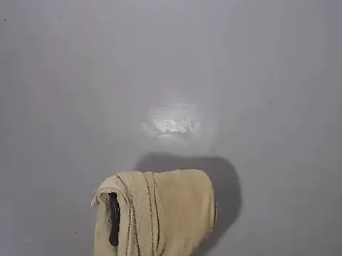 Urhotsilverboy online show from April 2026 06:02:01 PM