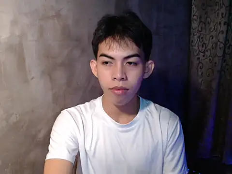 Urhotsilverboy online show from January 2026 02:35:01 PM