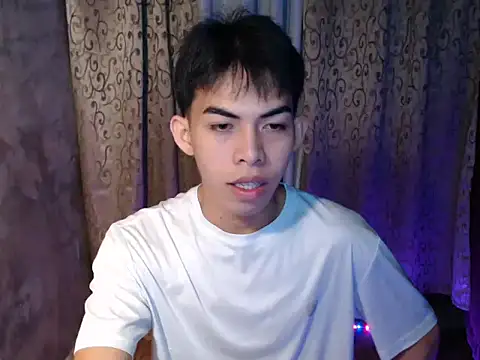 Urhotsilverboy online show from January 2026 11:03:01 AM