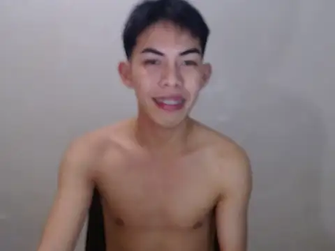 Urhotsilverboy online show from June 2026 01:06:02 PM