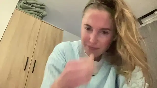 Ameli8 online show from December 2025 07:05:02 PM