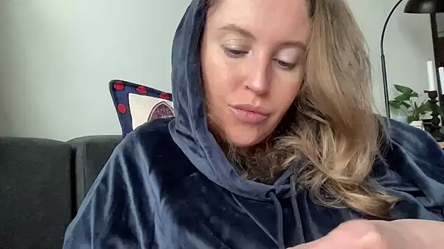 Ameli8 online show from March 2026 01:34:01 PM