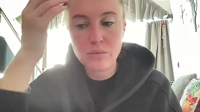 Ameli8 online show from January 2026 01:36:01 PM