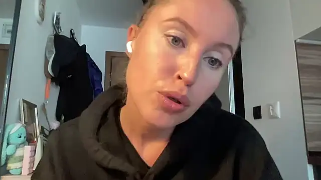 Ameli8 online show from November 2025 09:53:02 AM