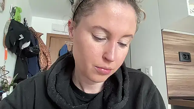 Ameli8 online show from February 2026 09:33:01 AM