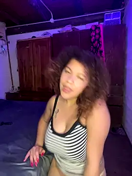 Lolavenezia online show from November 2025 11:24:01 AM