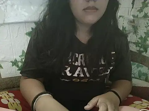 Snapshot of fluffy_raa chatting on July 2026 08:04:01 AM fluffy raa online show from July 2026 08:04:01 AM