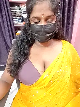 Keerthee  online show from November 2025 11:59:02 AM