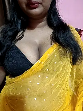 Keerthee  online show from November 2025 05:34:02 PM