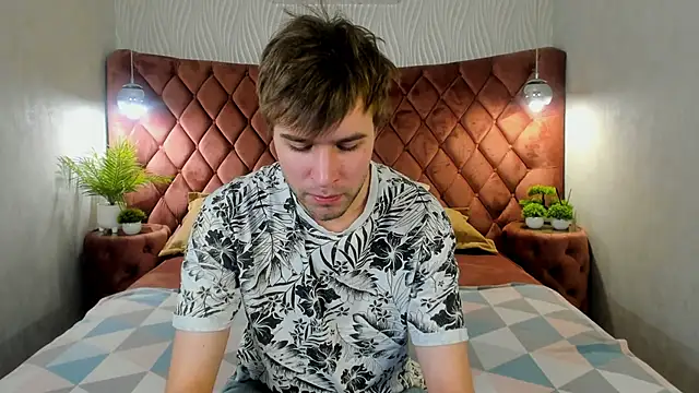 Snapshot of JonnahHell chatting on November 2025 11:04:01 AM JonnahHell online show from November 2025 11:04:01 AM