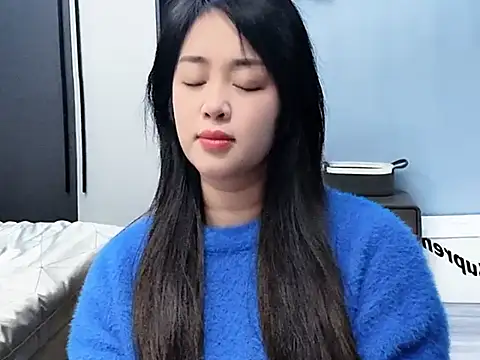 Snapshot of Lucky--Lucy chatting on November 2025 02:43:01 PM Lucky--Lucy online show from November 2025 02:43:01 PM