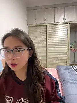 Hmm 0303 online show from February 2026 03:55:01 PM